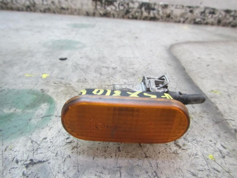 Recambio de piloto lateral derecho para seat ibiza (6k) 1.9 tdi referencia OEM IAM   