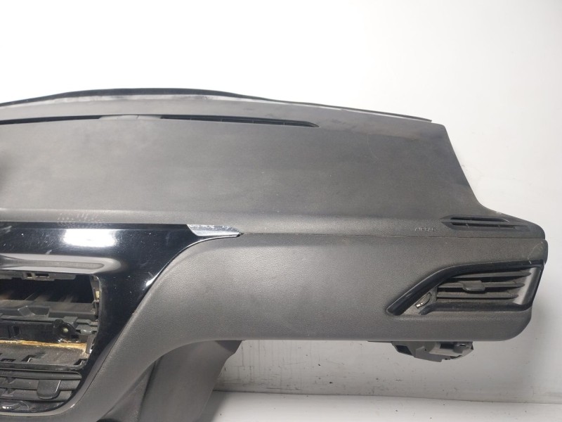 Recambio de salpicadero para peugeot 208 1.6 blue-hdi fap referencia OEM IAM   