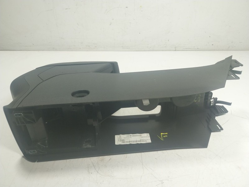 Recambio de apoyabrazos central para seat leon (5f1) 1.2 tsi referencia OEM IAM  49165F0342723 