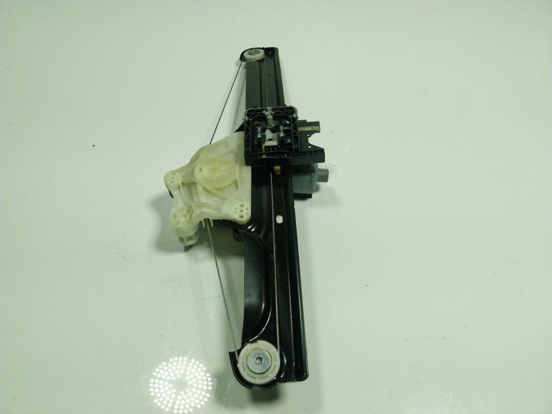 Recambio de elevalunas delantero izquierdo para porsche panamera 2.9 v6 turbo cat referencia OEM IAM  971837401 