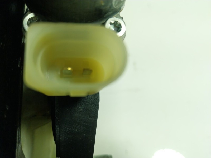 Recambio de elevalunas delantero izquierdo para porsche panamera 2.9 v6 turbo cat referencia OEM IAM  971837401 