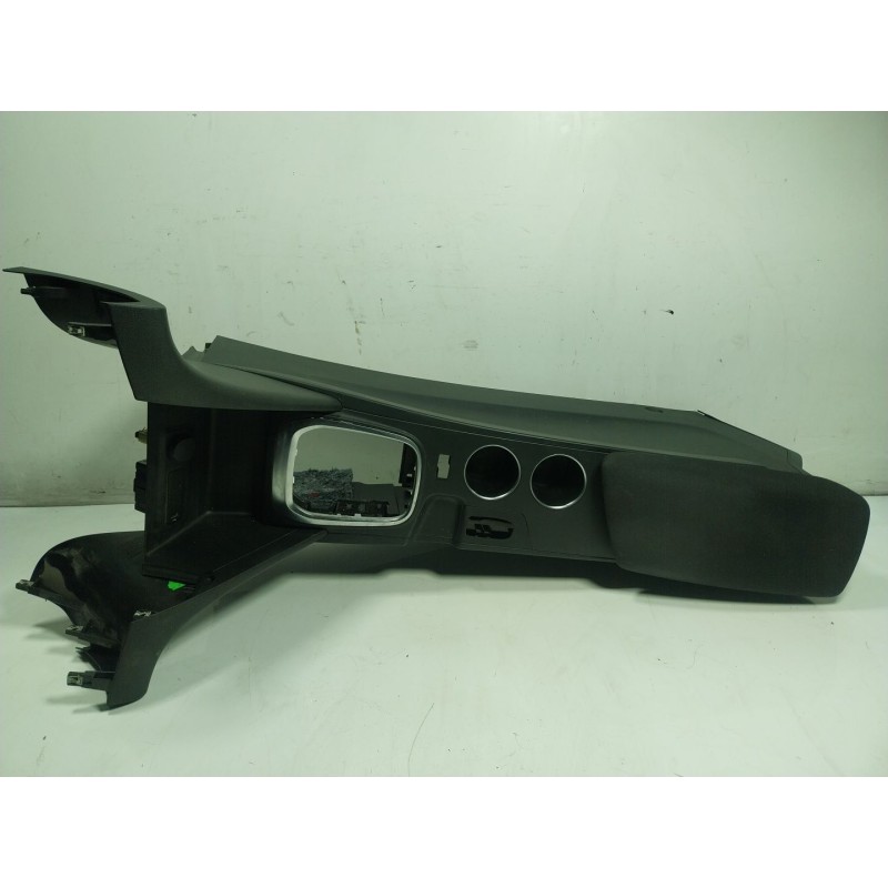 Recambio de apoyabrazos central para renault megane iv berlina 5p 1.5 dci diesel fap energy referencia OEM IAM  969109180R395 