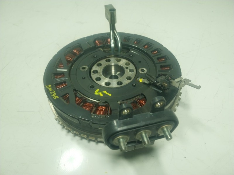 Recambio de volante motor para volvo xc90 excellence plug-in hybrid awd referencia OEM IAM  31473617 