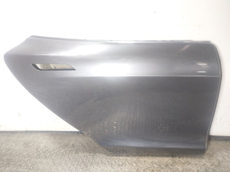 Recambio de puerta trasera derecha para tesla model s p referencia OEM IAM   