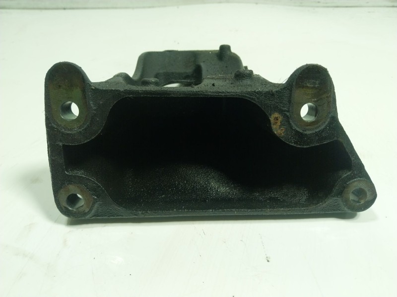 Recambio de soporte motor derecho para bmw serie 7 (e65/e66) 730ld referencia OEM IAM  676926002 