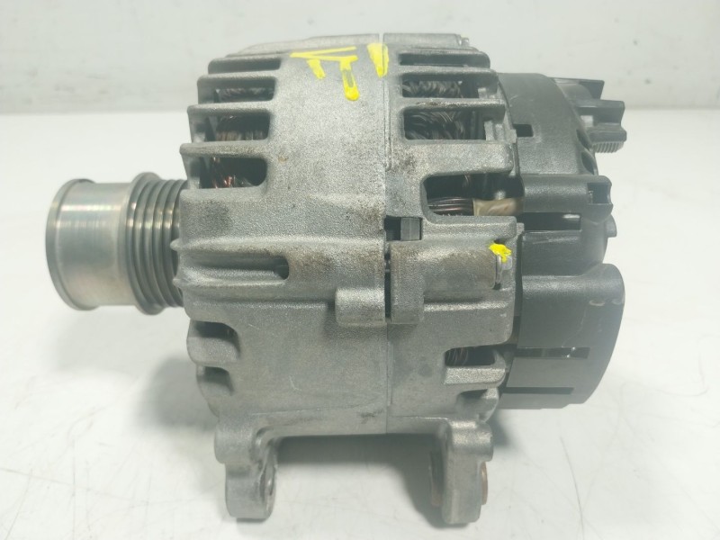 Recambio de alternador para volkswagen t-roc 1.5 16v tsi act referencia OEM IAM 05E903026Q 05E903026Q 