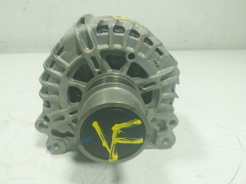 Recambio de alternador para volkswagen t-roc 1.5 16v tsi act referencia OEM IAM 05E903026Q 05E903026Q 