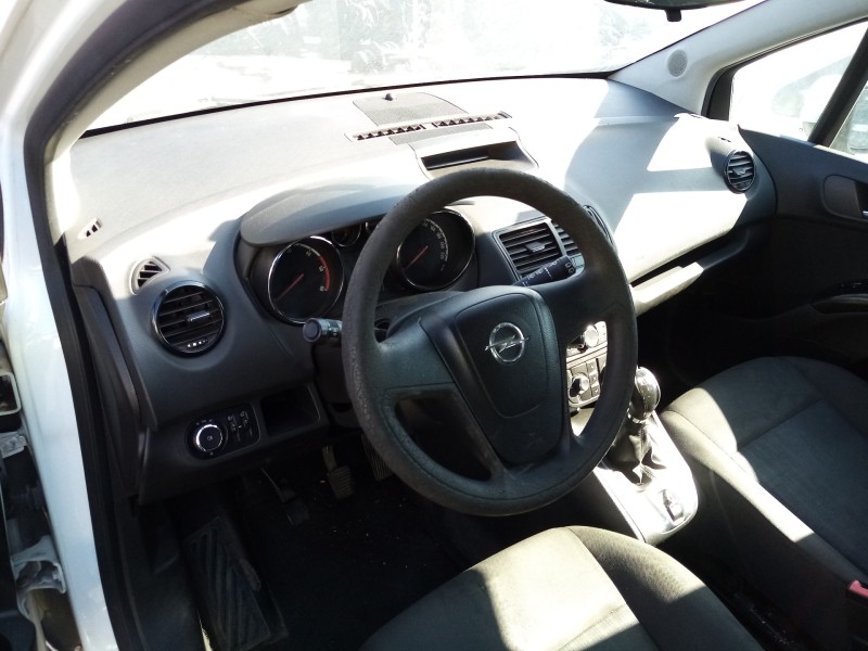 opel meriva b del año 2012