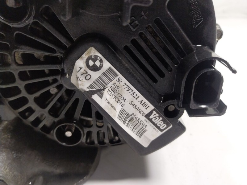 Recambio de alternador para bmw serie 7 (e65/e66) 730ld referencia OEM IAM  7797521A101 