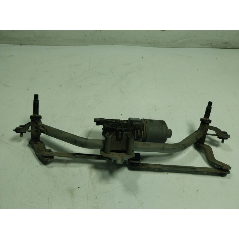 Recambio de motor limpia delantero para peugeot 208 1.6 blue-hdi fap referencia OEM IAM  0390241540 