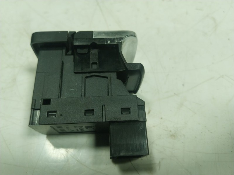 Recambio de palanca freno de mano para seat leon (5f1) 1.6 tdi referencia OEM IAM  575927225 