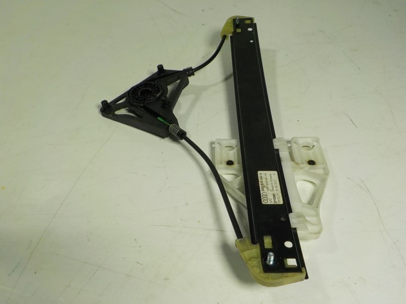 Recambio de elevalunas trasero derecho para audi a1 (8xk) 1.0 tfsi referencia OEM IAM 8X4839462A 8X4839462A 