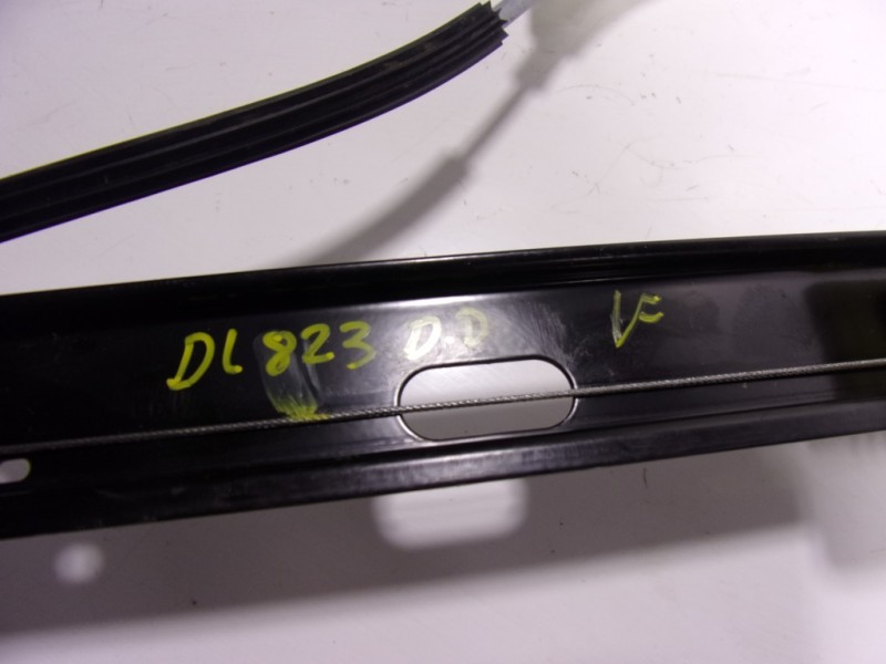 Recambio de elevalunas delantero derecho para volkswagen taigo 1.0 tsi referencia OEM IAM 2G4837462B 2G4837462B 