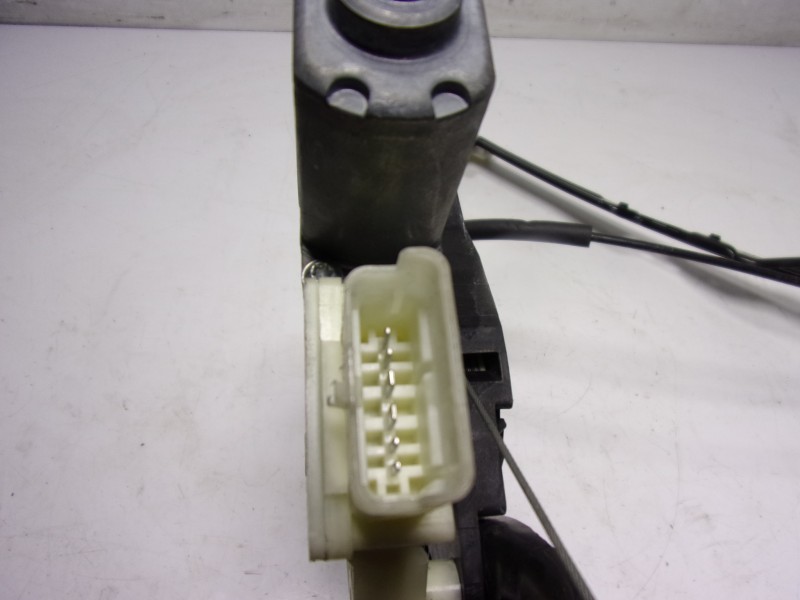 Recambio de elevalunas delantero derecho para peugeot 308 1.2 12v e-thp referencia OEM IAM 9816273080 9678189780 