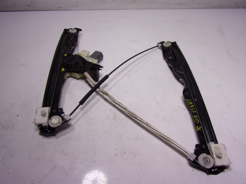 Recambio de elevalunas delantero derecho para peugeot 308 1.2 12v e-thp referencia OEM IAM 9816273080 9678189780 