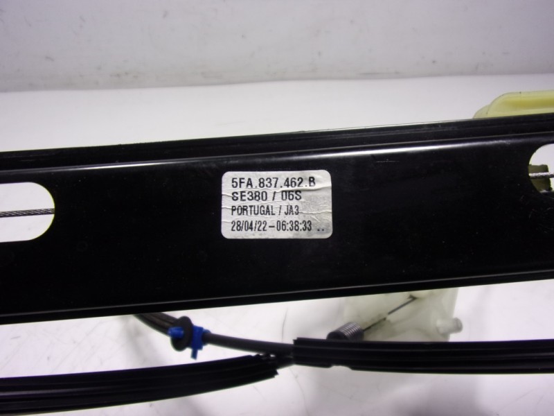 Recambio de elevalunas delantero derecho para seat leon (kl1) 2.0 tdi referencia OEM IAM 5FA837462B 5FA837462B 