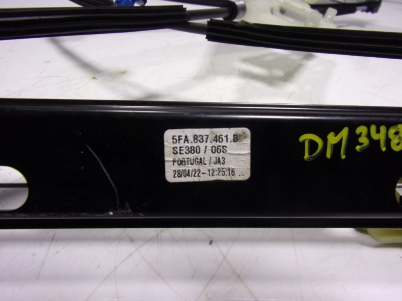 Recambio de elevalunas delantero izquierdo para seat leon (kl1) 2.0 tdi referencia OEM IAM 5FA837461B 5FA837461B 