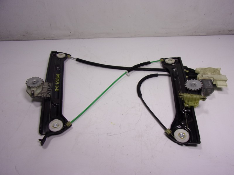 Recambio de elevalunas delantero derecho para mini mini (f56) 1.5 12v turbodiesel referencia OEM IAM 51337296444 7296442 67625A3