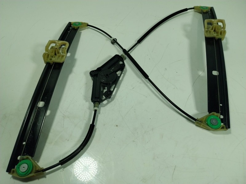 Recambio de elevalunas delantero izquierdo para skoda octavia lim. (5e3) 2.0 tdi referencia OEM IAM 5E0837461B  