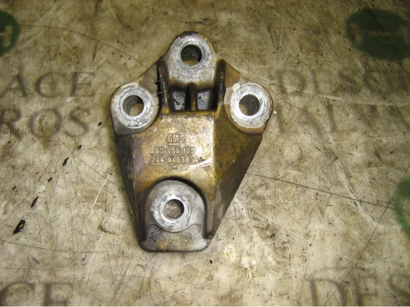 Recambio de soporte motor para opel vectra b berlina cd referencia OEM IAM   