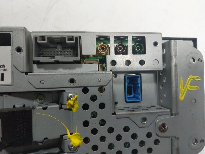 Recambio de sistema navegacion gps para land rover range rover (lm) td6 hse referencia OEM IAM YIK500071 4622005398 LR006198