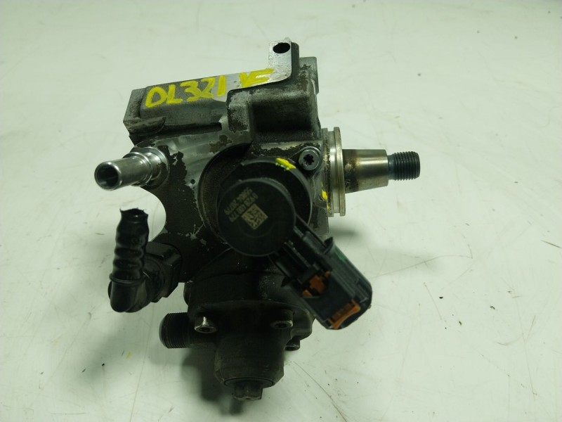 Recambio de bomba inyeccion para peugeot 208 1.6 blue-hdi fap referencia OEM IAM  9811347380 