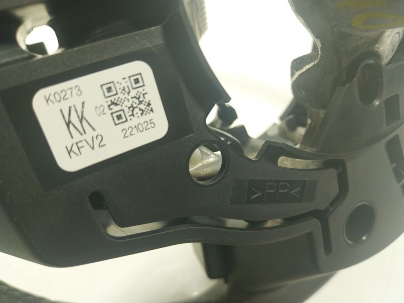 Recambio de volante para mazda cx-5 2.0 cat referencia OEM IAM  KFV2221025 