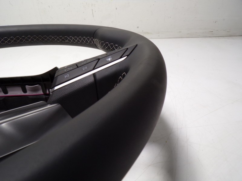 Recambio de volante para seat leon sportstourer (kl8) style referencia OEM IAM 5FA419091FFWVV 5FA419091FF 