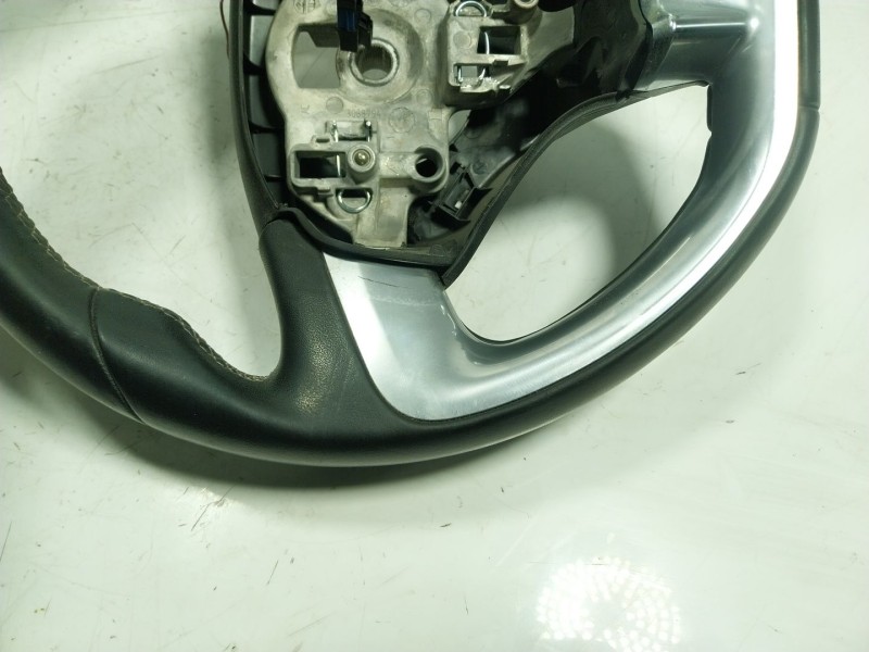 Recambio de volante para citroën ds3 1.2 12v e-thp referencia OEM IAM  9817600ZD 