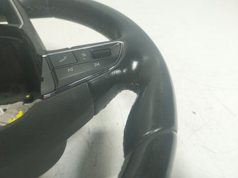 Recambio de volante para seat leon (5f1) 1.2 tsi referencia OEM IAM  5F0419091L 