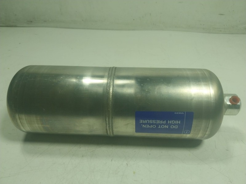 Recambio de deposito suspension para volvo xc90 excellence plug-in hybrid awd referencia OEM IAM  31360726 