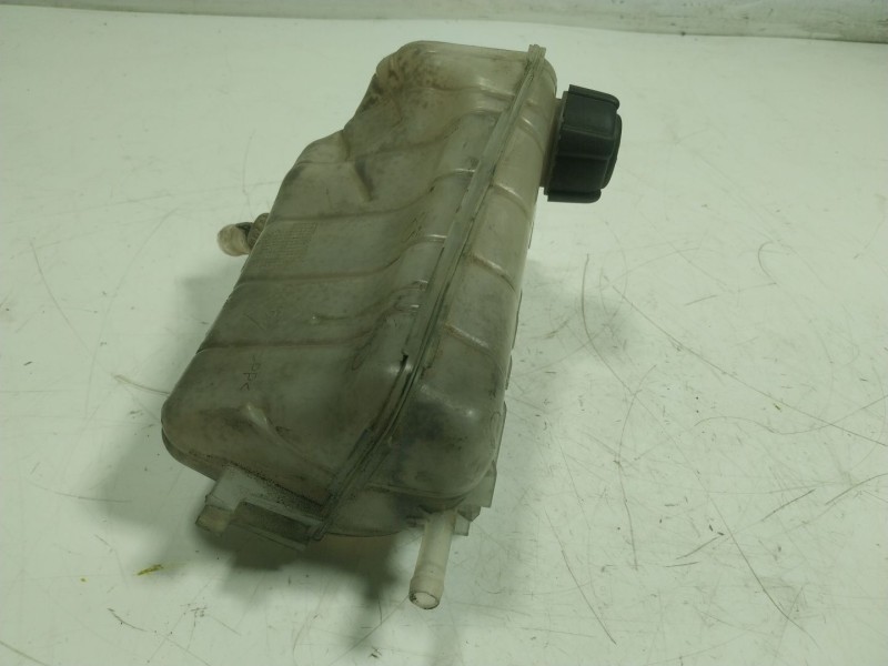 Recambio de deposito expansion para renault kangoo 1.5 dci diesel fap referencia OEM IAM  8200455786 