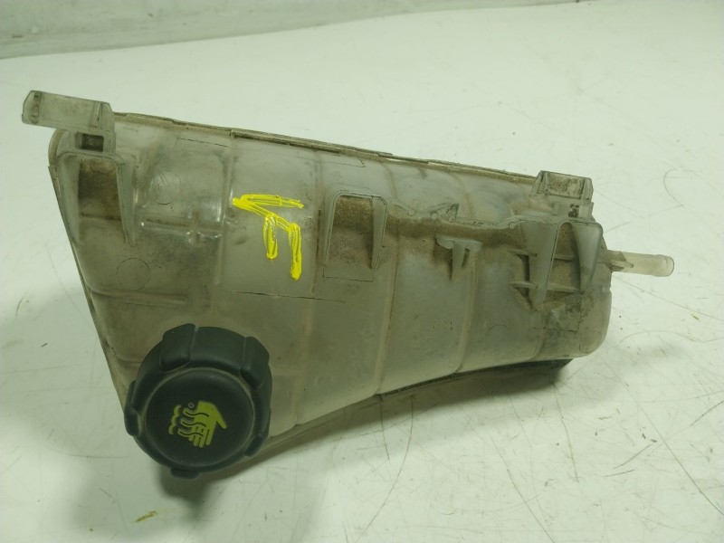 Recambio de deposito expansion para renault kangoo 1.5 dci diesel fap referencia OEM IAM  8200455786 