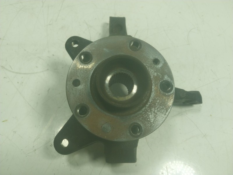 Recambio de mangueta delantera izquierda para renault kangoo 1.5 dci diesel fap referencia OEM IAM   