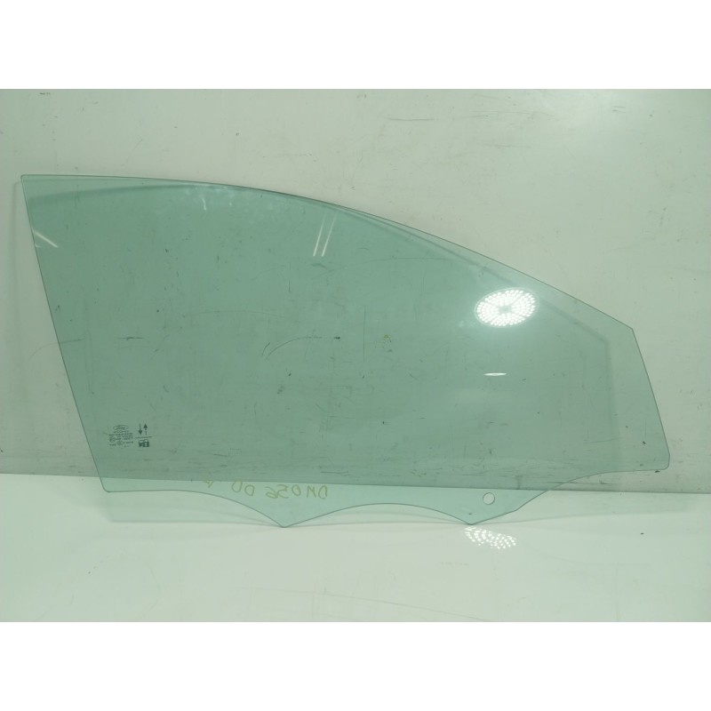 Recambio de cristal puerta delantero derecho para ford focus 1.0 ecoboost cat referencia OEM IAM 2453924  