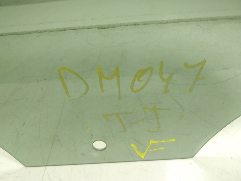 Recambio de cristal puerta trasero izquierdo para volkswagen t-roc 1.5 16v tsi act referencia OEM IAM 2GA845025G  