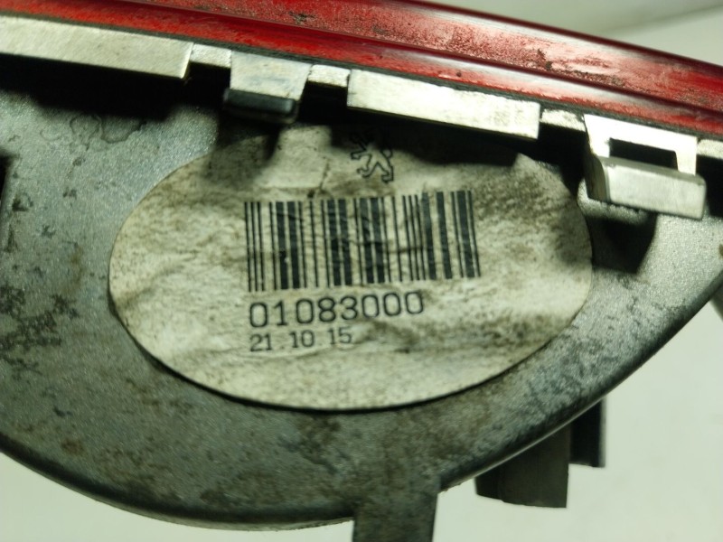 Recambio de piloto trasero central para peugeot 208 1.6 blue-hdi fap referencia OEM IAM  9674308980 