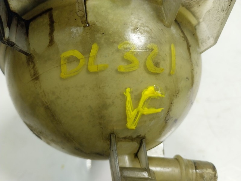 Recambio de deposito expansion para peugeot 208 1.6 blue-hdi fap referencia OEM IAM   