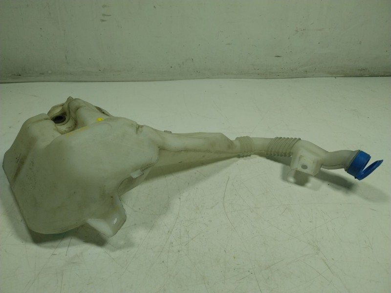 Recambio de deposito limpia para tesla model s p referencia OEM IAM  100540000B 