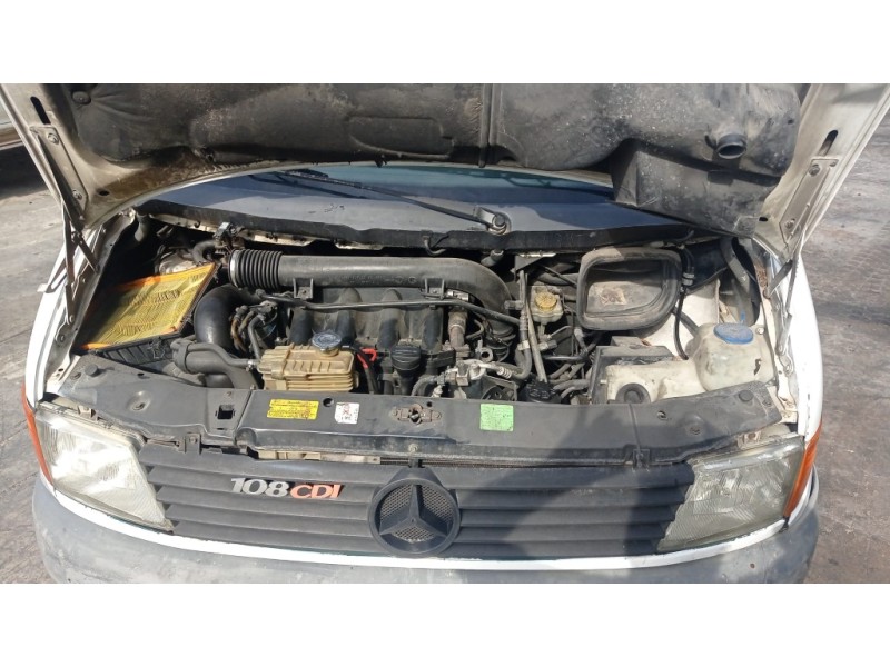 mercedes-benz vito (w638) caja cerrada del año 2000