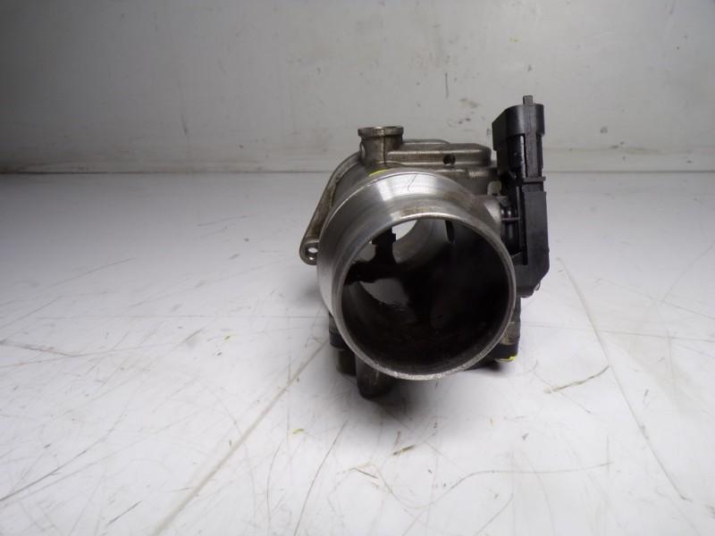 Recambio de caja mariposa para renault clio iv 1.5 dci diesel fap energy referencia OEM IAM 161A09287R 192802543 