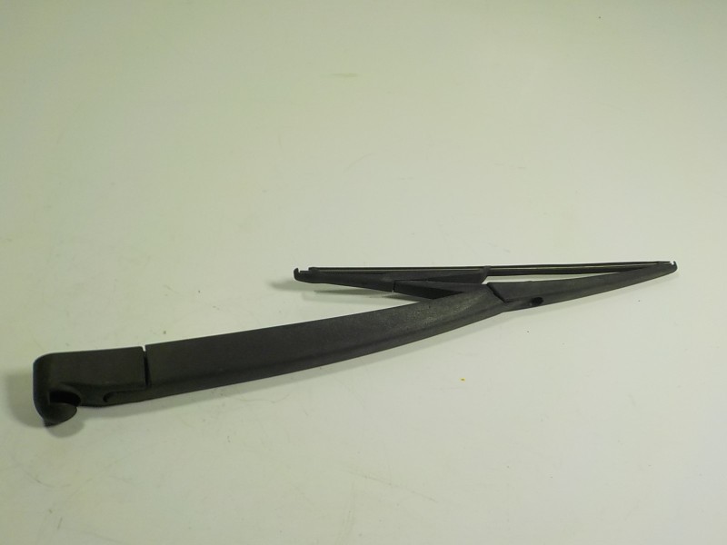 Recambio de brazo limpia trasero para mercedes-benz clase a (w169) 2.0 cdi cat referencia OEM IAM   