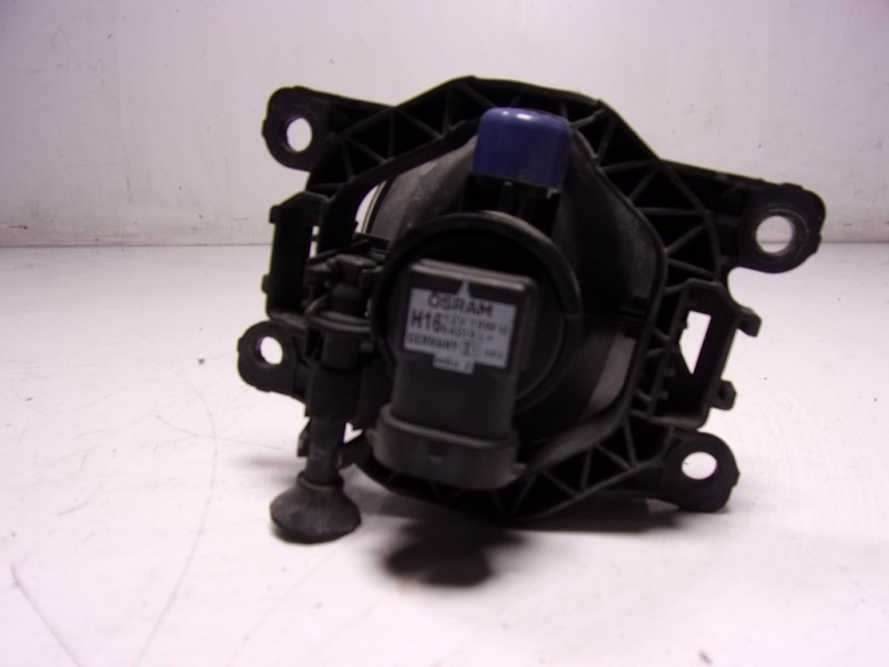 Recambio de faro antiniebla izquierdo para dacia duster 1.5 dci diesel fap cat referencia OEM IAM 261500097R 261500097R 