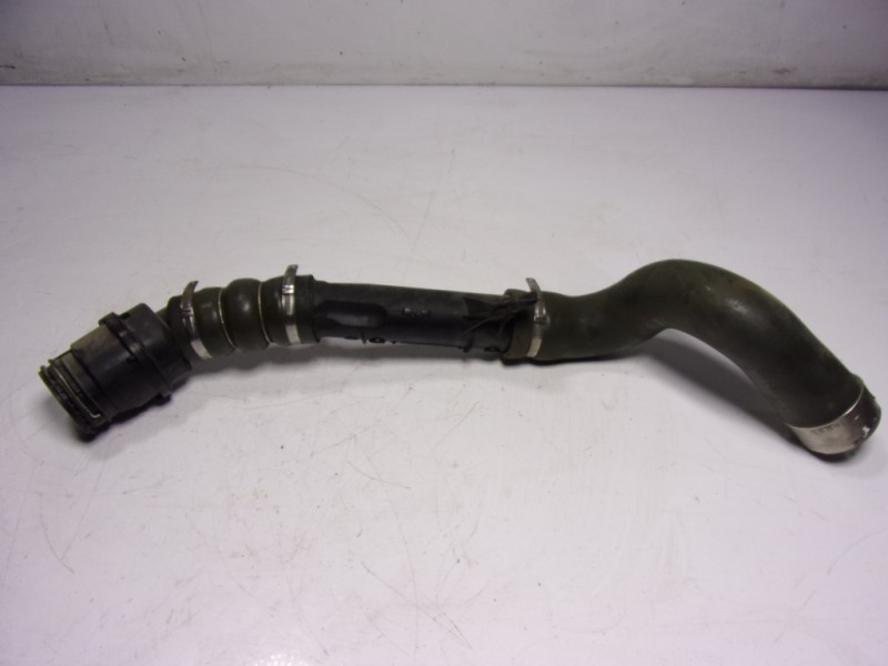 Recambio de tubo intercooler para dacia duster 1.5 dci diesel fap cat referencia OEM IAM 144600835R 144601524R 