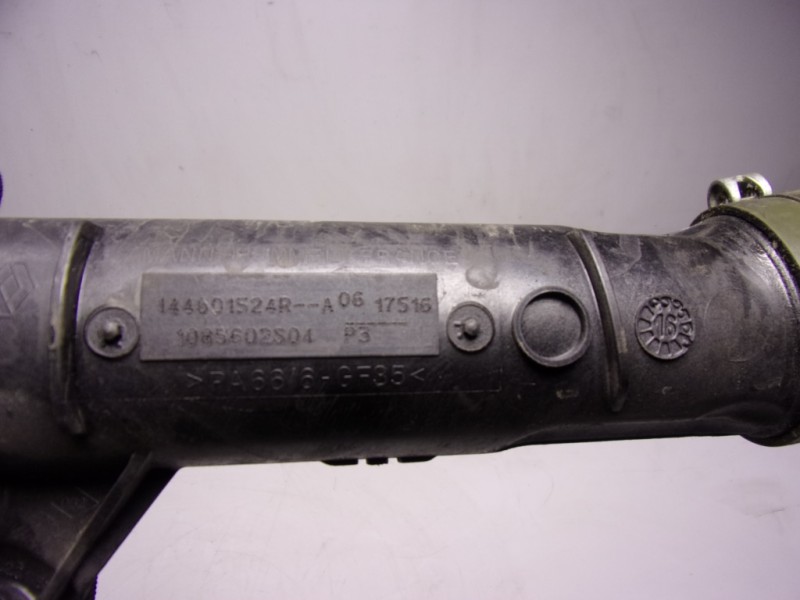 Recambio de tubo intercooler para dacia duster 1.5 dci diesel fap cat referencia OEM IAM 144600835R 144601524R 