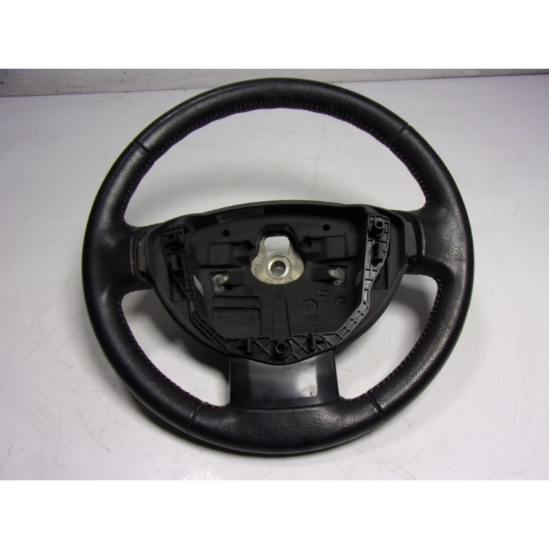 Recambio de volante para dacia duster 1.5 dci diesel fap cat referencia OEM IAM 484000919R 484302824R 