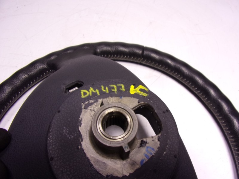 Recambio de volante para dacia duster 1.5 dci diesel fap cat referencia OEM IAM 484000919R 484302824R 