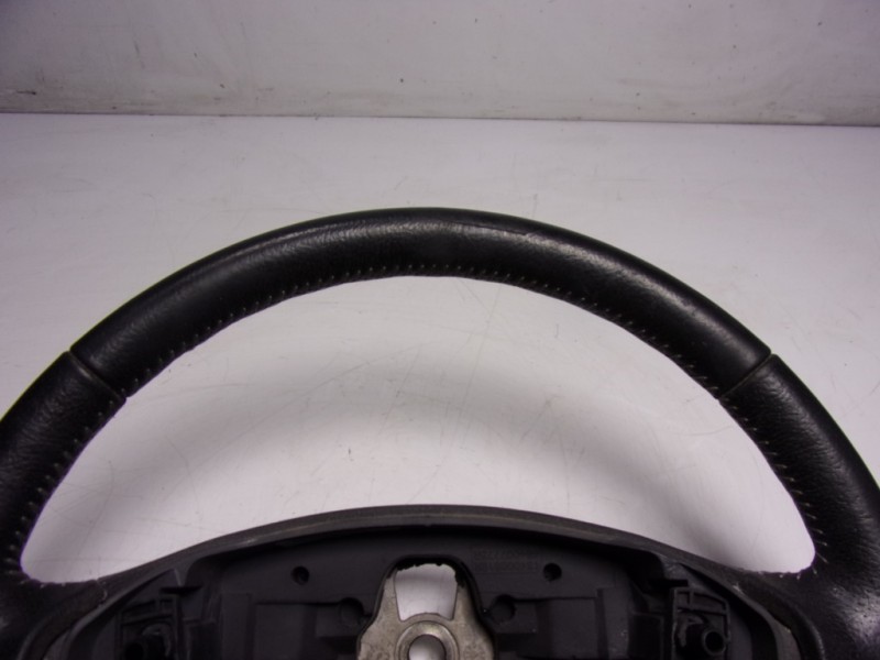 Recambio de volante para dacia duster 1.5 dci diesel fap cat referencia OEM IAM 484000919R 484302824R 