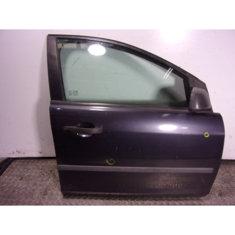 Recambio de puerta delantera derecha para ford focus berlina (cap) 1.8 tdci turbodiesel cat referencia OEM IAM   