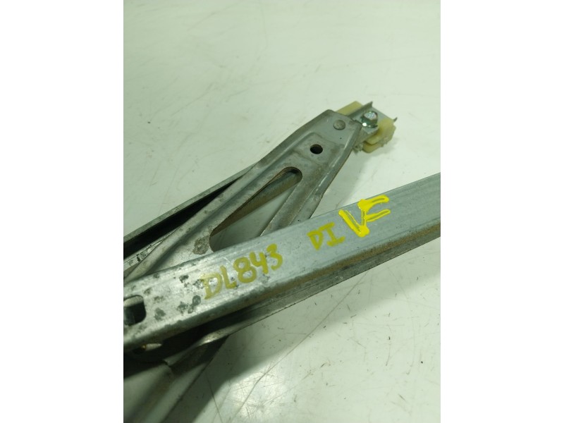 Recambio de elevalunas delantero izquierdo para hyundai i20 1.2 cat referencia OEM IAM  988101J100 